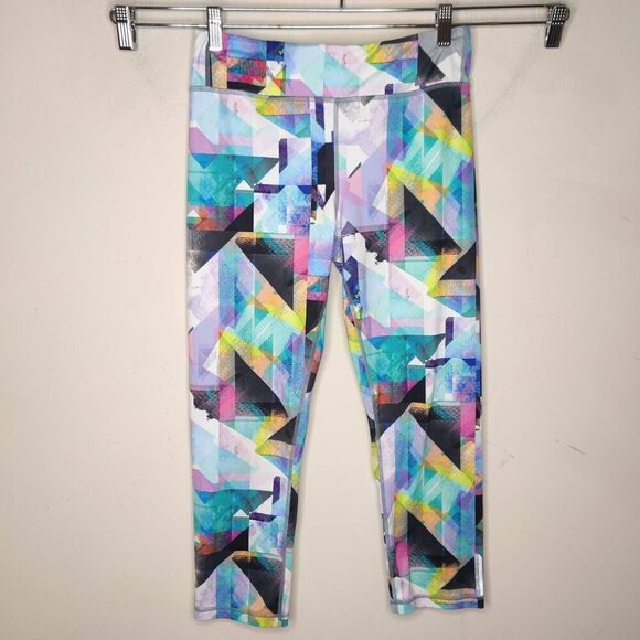 Athleta Girl High Rise Chit Chat Capri Tight Multicolor Geometric - Picture 1 of 11